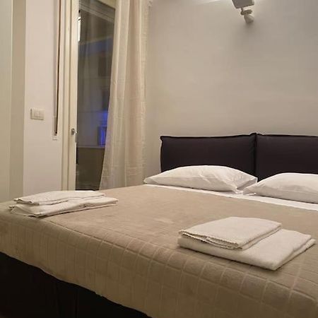 Lauren Apartment Firenze Bagian luar foto