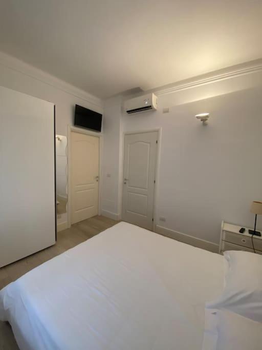 Lauren Apartment Firenze Bagian luar foto